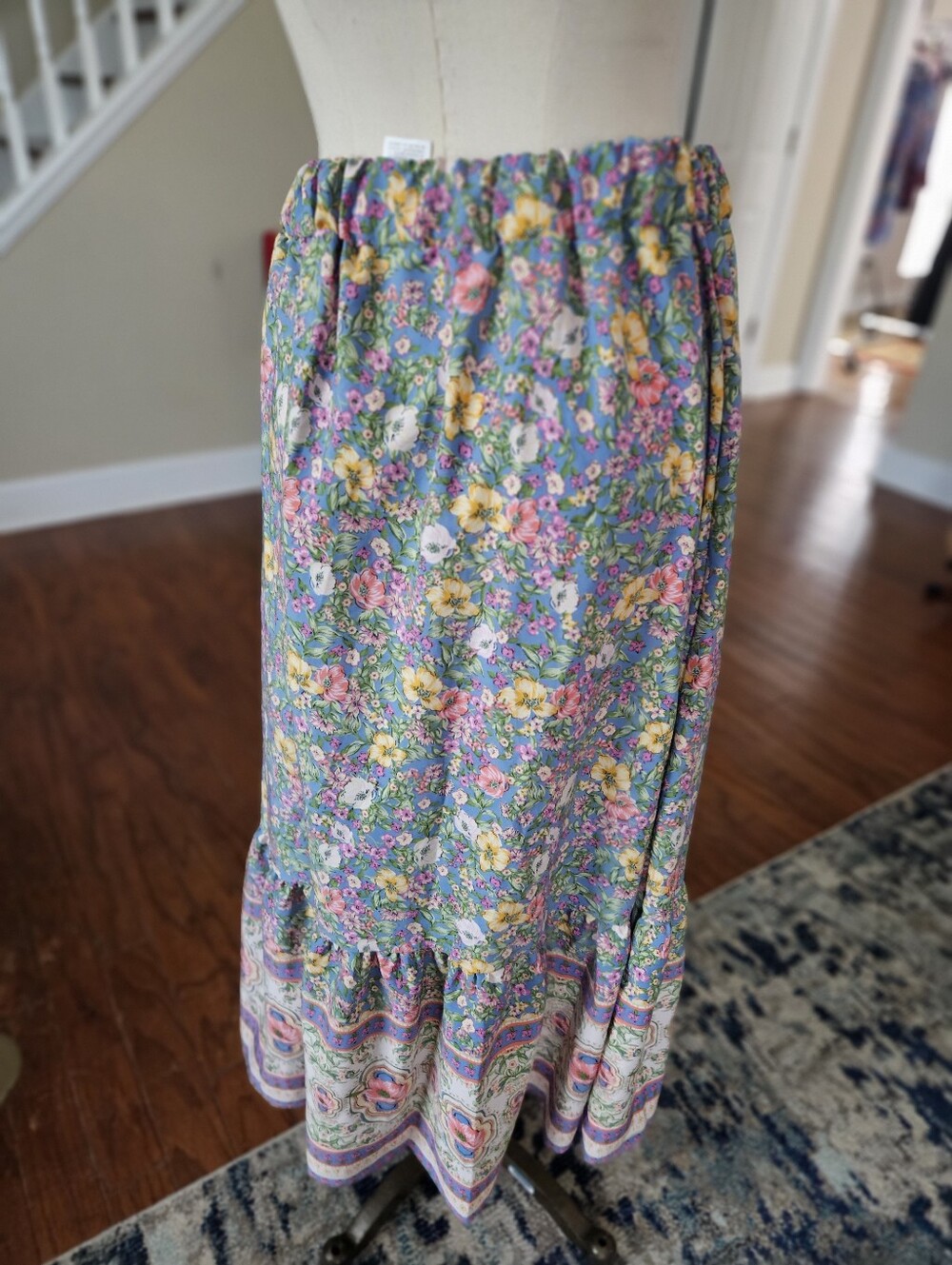 Shein Floral Stretchy Maxi Skirt Large - Picture 3 of 4